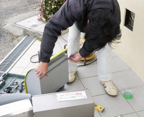 激安郵便ポスト 取り付け方1