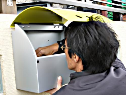 激安ポスト 取り付け方4