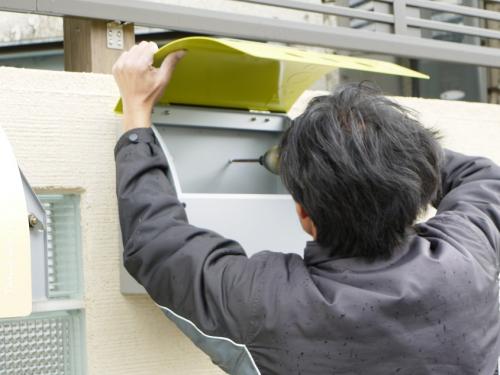 激安ポスト 取り付け方8